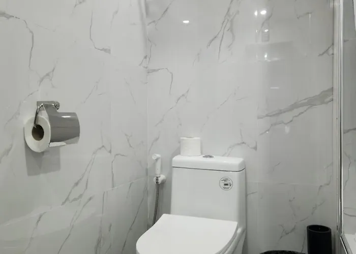 Apartment Azur B316 Near Airport, Netflix, Stylish, Cozy With Swimming Pool Lapu-Lapu City