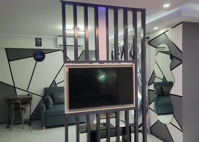 Apartment Azur B316 Near Airport, Netflix, Stylish, Cozy With Swimming Pool