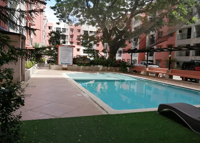 Azur B316 Near Airport, Netflix, Stylish, Cozy With Swimming Pool Apartment *