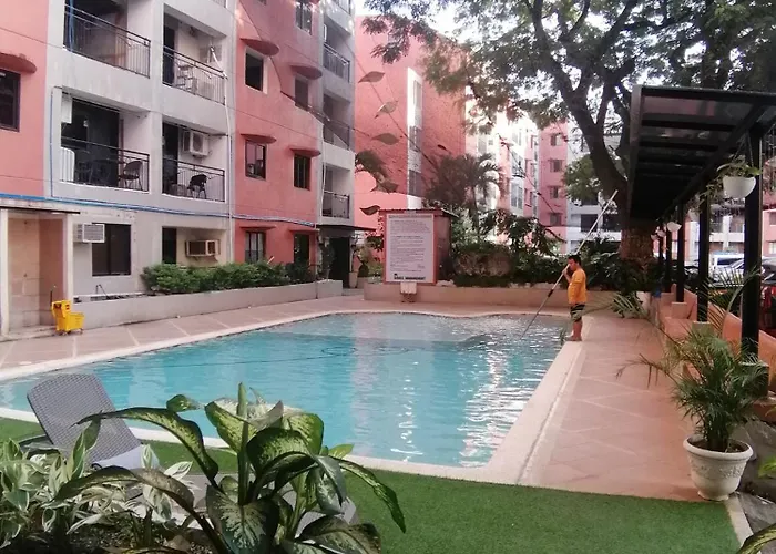 Azur B316 Near Airport, Netflix, Stylish, Cozy With Swimming Pool Apartment Lapu-Lapu City